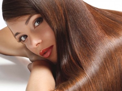 Laminazione: la tecnica che crea l'effetto specchio sui capelli